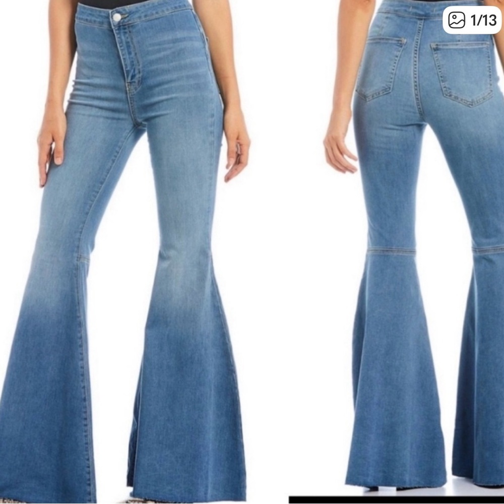 ⭐️Free People Just Float on Flare High Rise Jeans⭐️ - Picture 2 of 7
